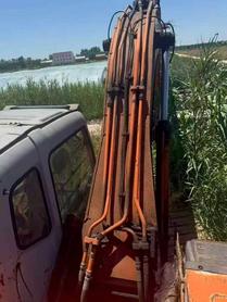 Buy Hitachi ZX200-6 Used Excavator / 3 Buy Hitachi ZX200-6 Used Excavator / 3
