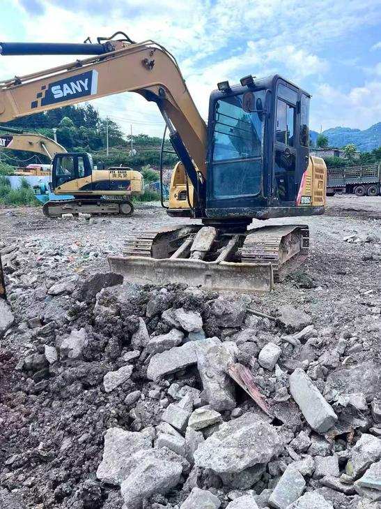 Buy Sany SY75 Used Excavator / 1