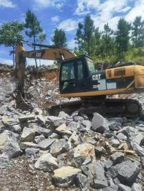 Buy Caterpillar 324D Used Excavator / 2 Buy Caterpillar 324D Used Excavator / 2