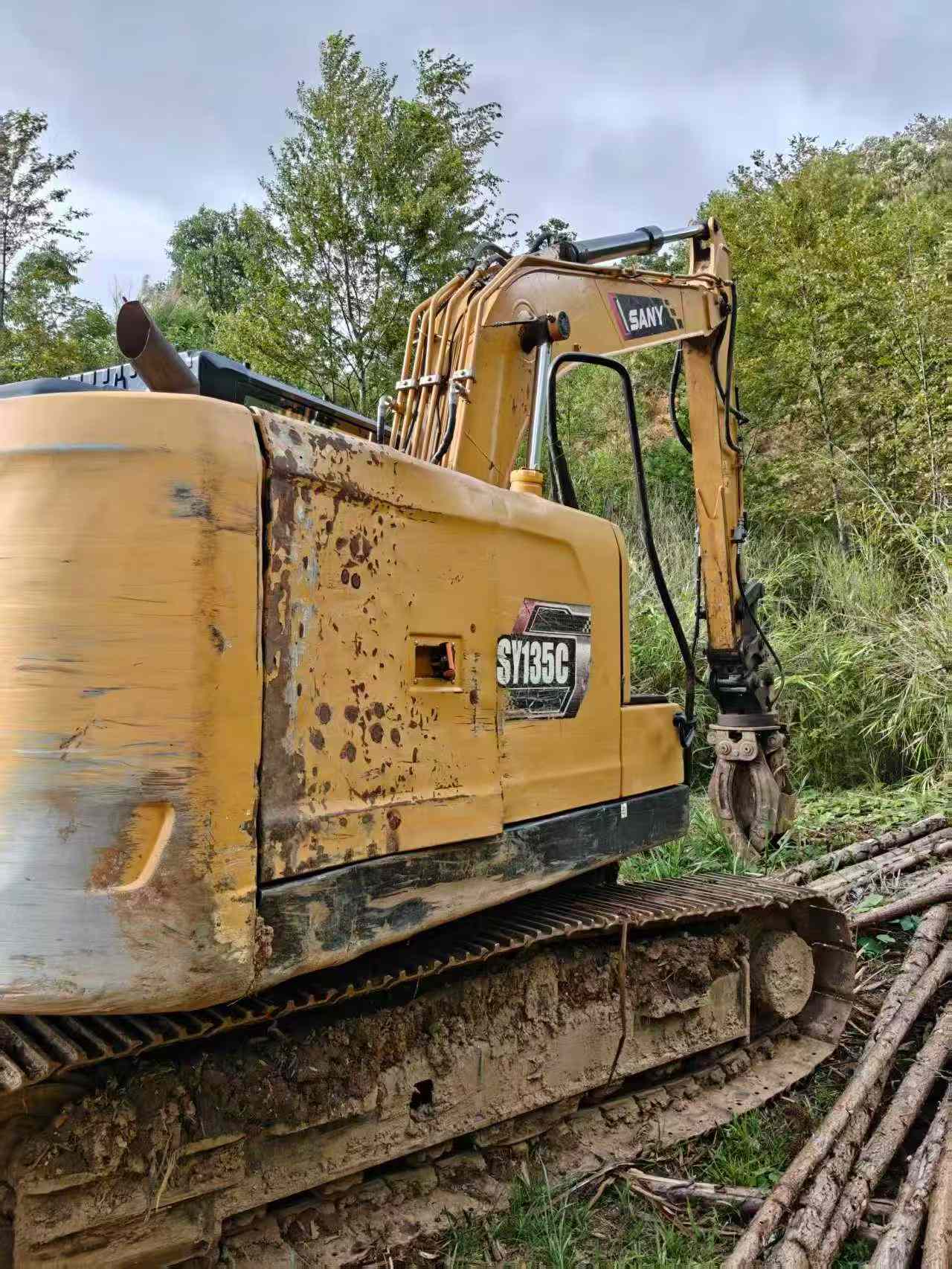 Buy Sany SY135 Used Excavator / 6 Buy Sany SY135 Used Excavator / 6