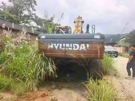 Buy Hyundai R350LVS Used Excavator / 3 Buy Hyundai R350LVS Used Excavator / 3