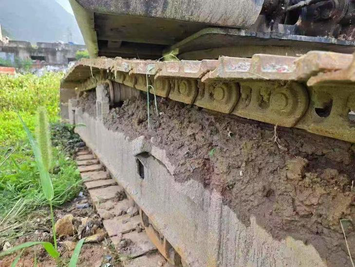 Buy Kobelco SK130 Used Excavator / 1