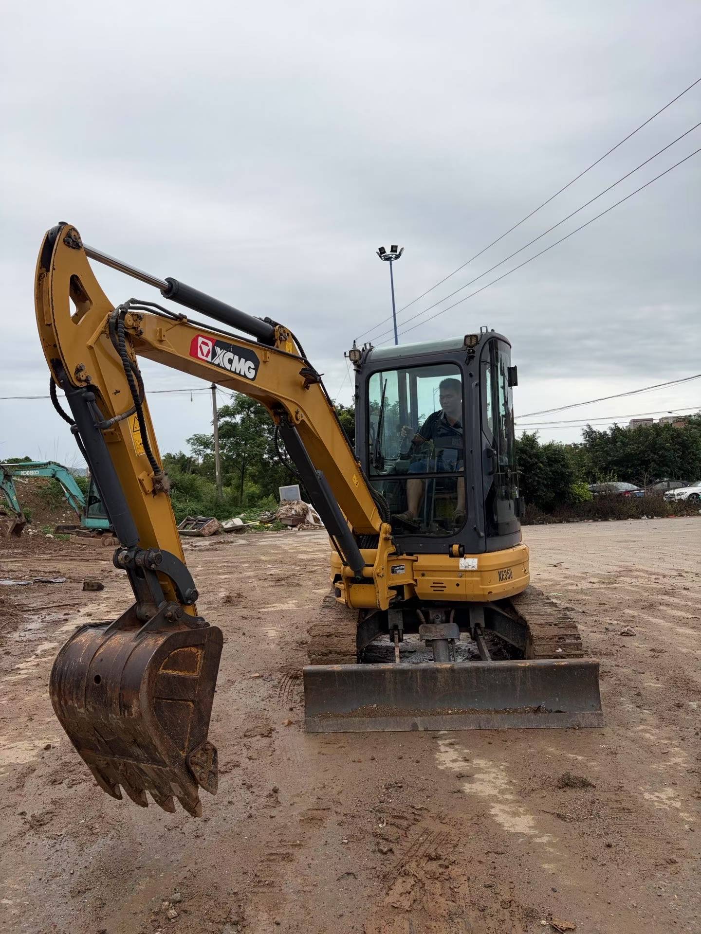 Buy XCMG XE35U Used Excavator / 5 Buy XCMG XE35U Used Excavator / 5