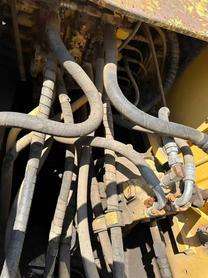 Buy Komatsu PC220 Used Excavator / 4 Buy Komatsu PC220 Used Excavator / 4