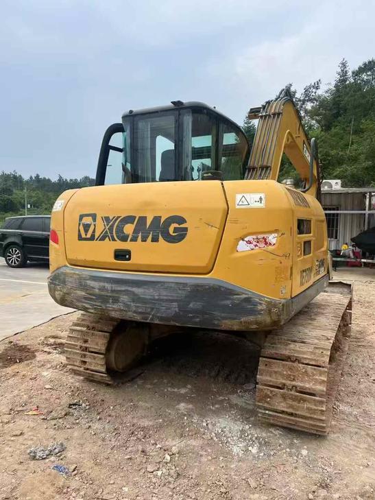 Buy XCMG XE75C Used Excavator / 1