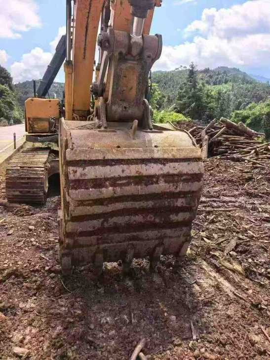 Buy Hyundai R225-7 Used Excavator / 1