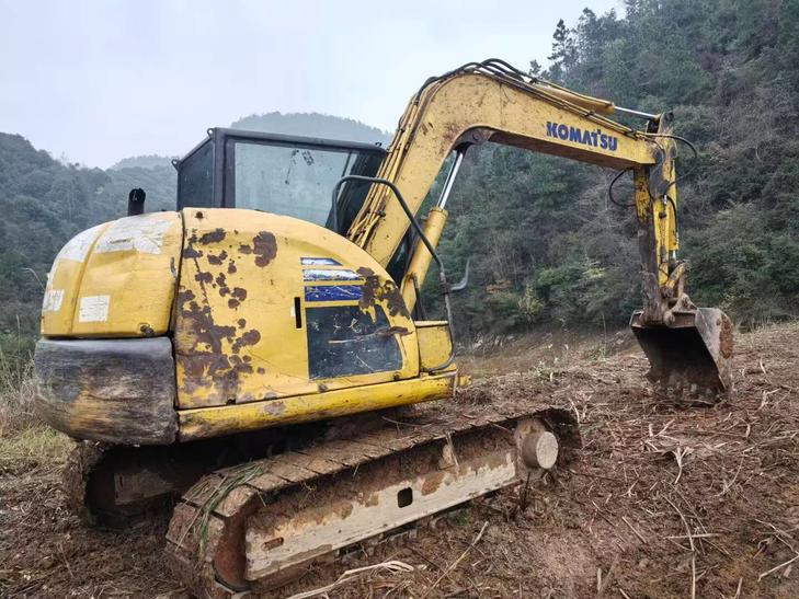 Buy Komatsu PC60-8 Used Excavator / 1