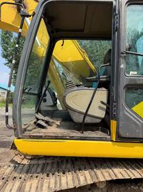 Buy Sumitomo SH210-5 Used Excavator / 2 Buy Sumitomo SH210-5 Used Excavator / 2