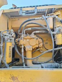 Buy Caterpillar 330B Used Excavator / 8 Buy Caterpillar 330B Used Excavator / 8