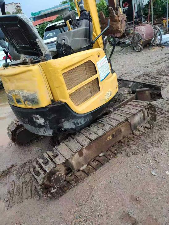 Buy Yanmar Vio17 Used Excavator / 1