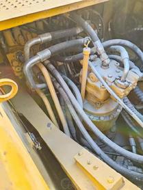 Buy Caterpillar 330B Used Excavator / 6 Buy Caterpillar 330B Used Excavator / 6