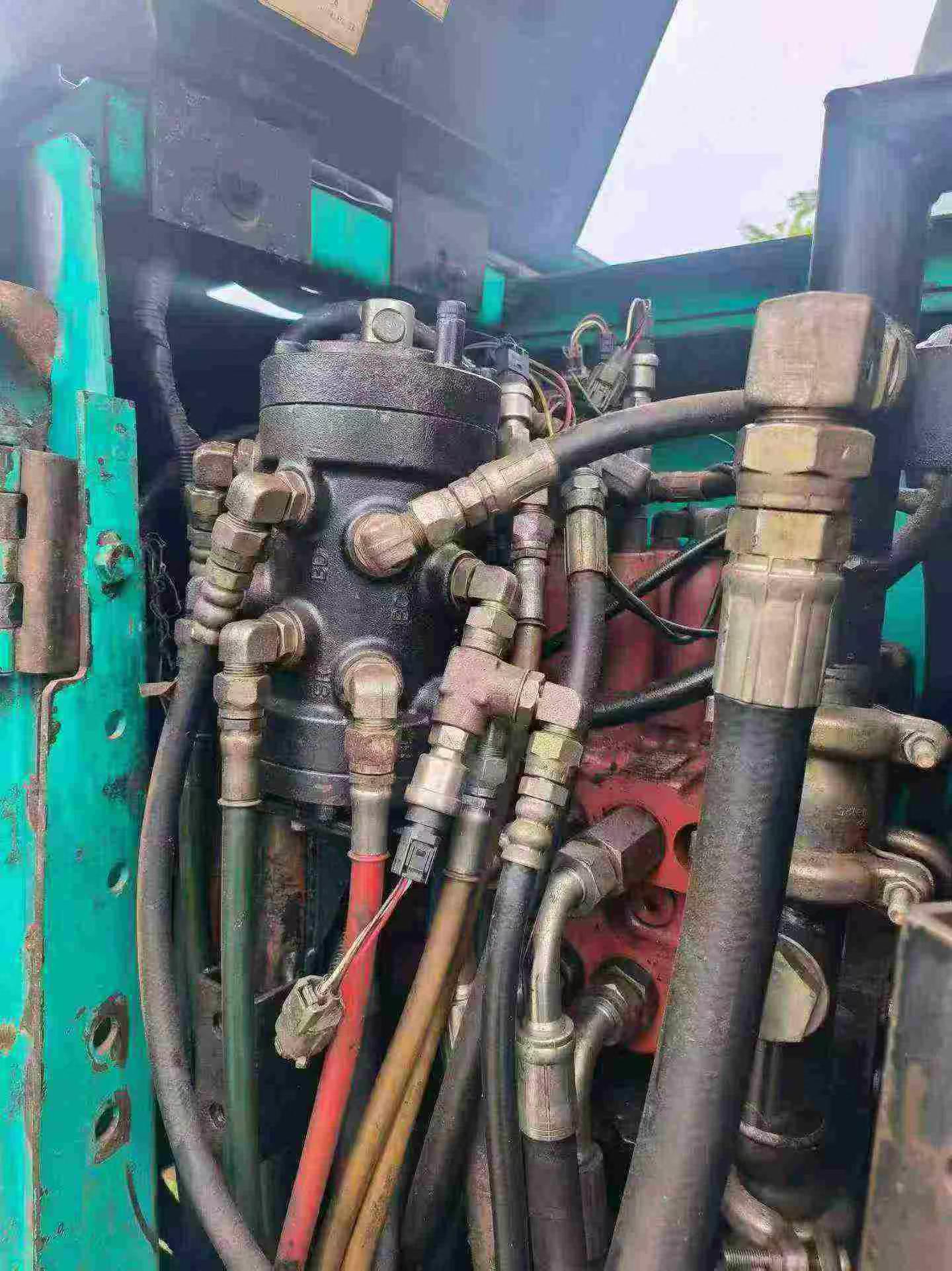Buy Kobelco SK115SR Used Excavator / 6