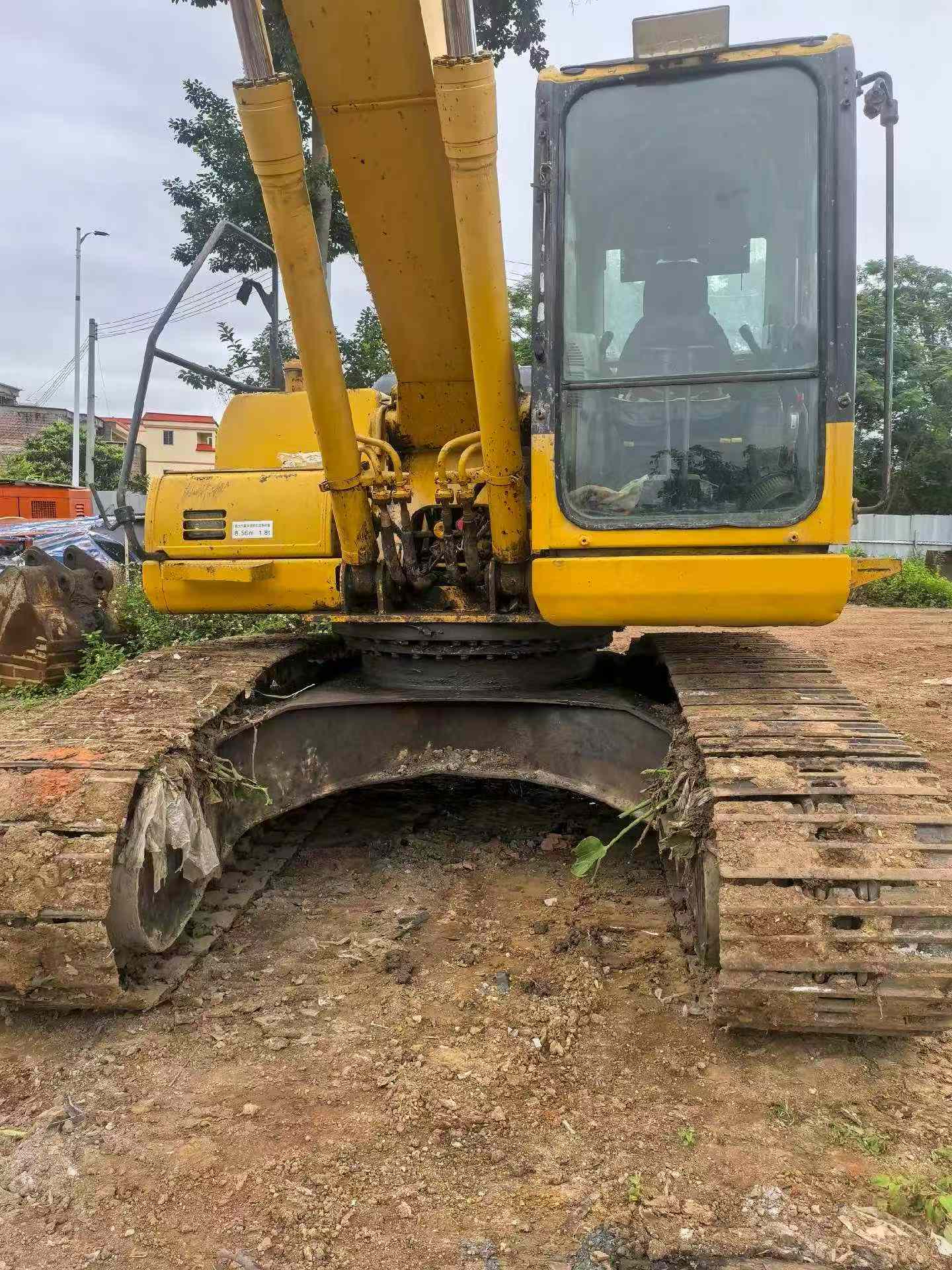 Buy Komatsu PC200-8 Used Excavator / 8 Buy Komatsu PC200-8 Used Excavator / 8
