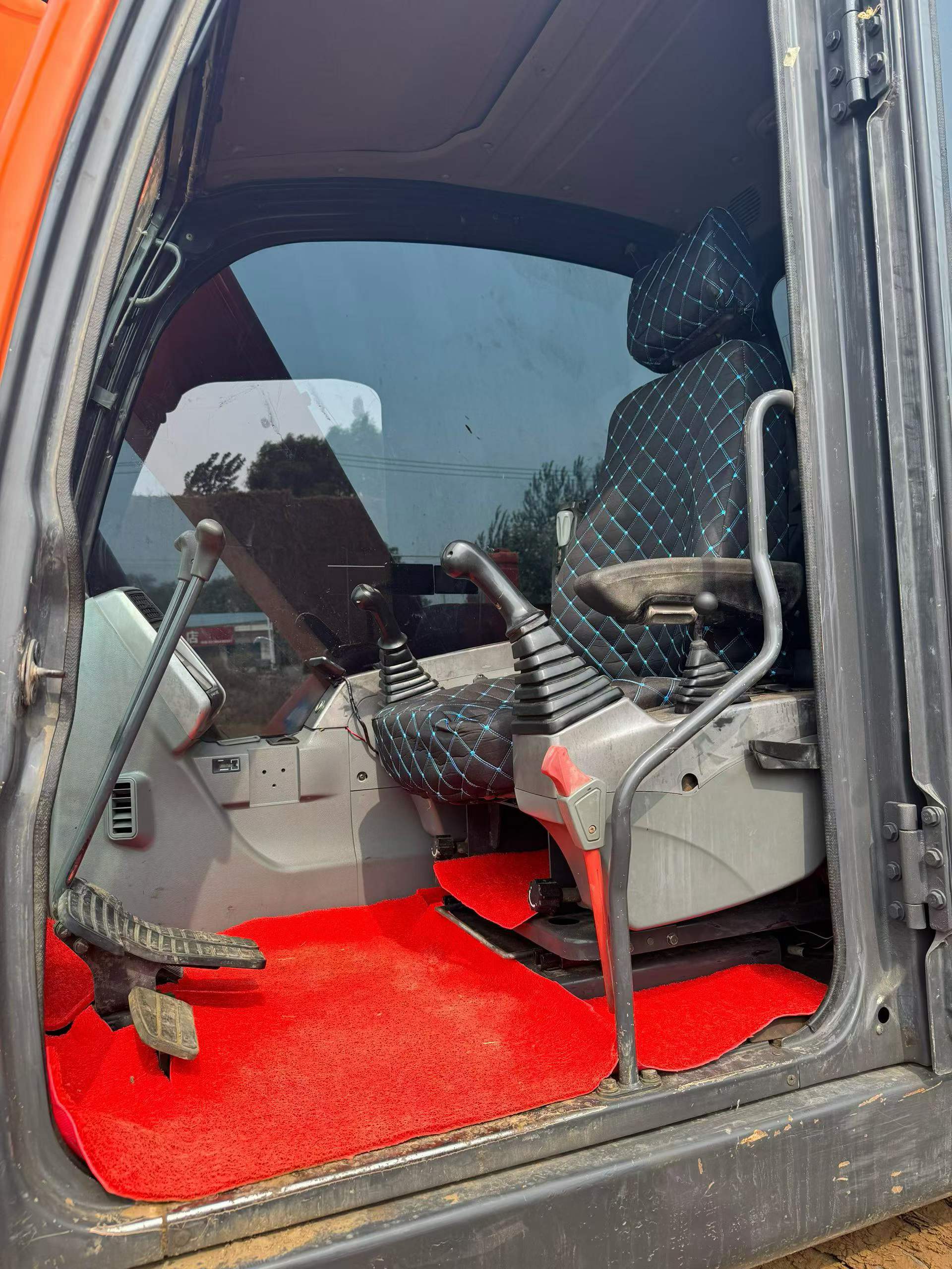 Buy Doosan DX75-9C Used Excavator / 8