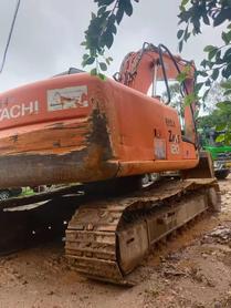 Buy Hitachi EX120-6 Used Excavator / 4 Buy Hitachi EX120-6 Used Excavator / 4
