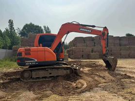 Buy Doosan DX75-9C Used Excavator / 4 Buy Doosan DX75-9C Used Excavator / 4