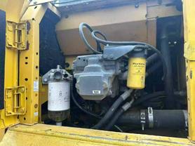 Buy Komatsu PC240-6 Used Excavator / 7 Buy Komatsu PC240-6 Used Excavator / 7