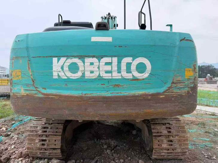 Buy Kobelco SK200 Used Excavator / 1