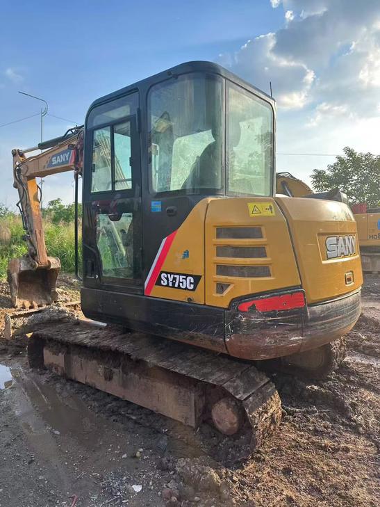 Buy Sany SY55 Used Excavator / 1