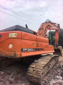 Buy Doosan DX260LC Used Excavator / 3 Buy Doosan DX260LC Used Excavator / 3
