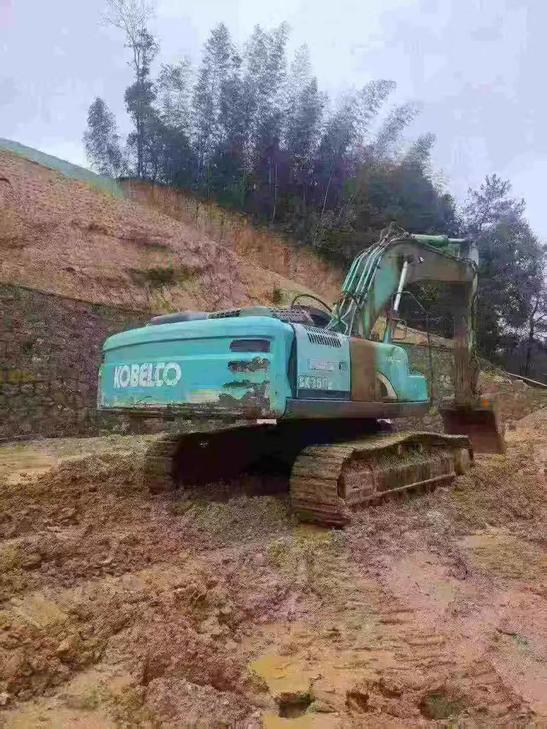 Buy Kobelco SK330 Used Excavator / 1