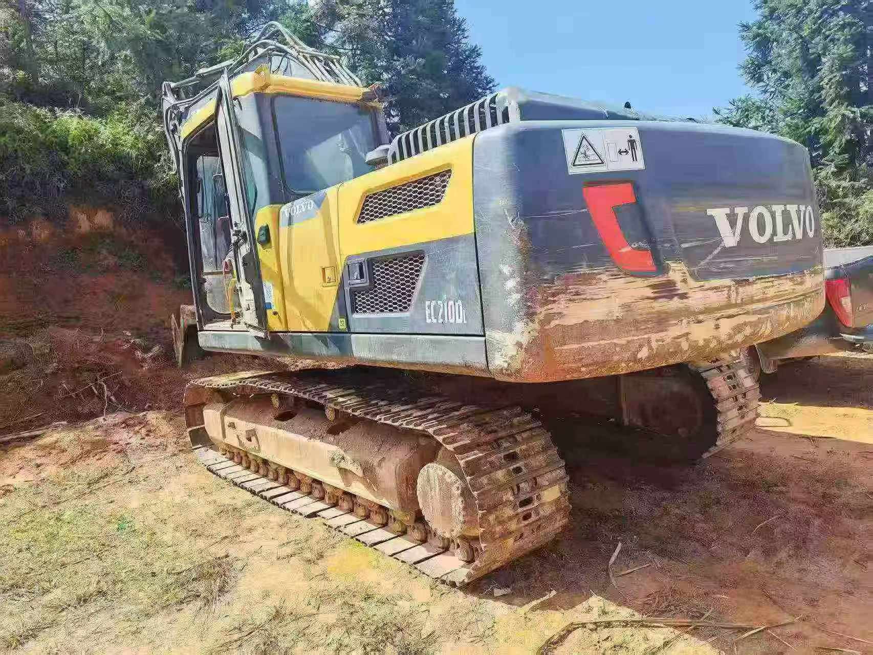 Buy Volvo EC210B Used Excavator / 2 Buy Volvo EC210B Used Excavator / 2