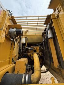 Buy Kato HD510 Used Excavator / 6 Buy Kato HD510 Used Excavator / 6