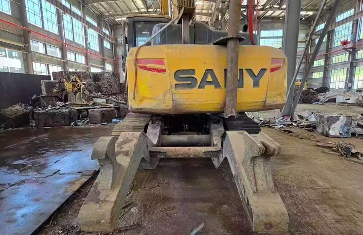 Buy Sany SY205H Used Excavator / 1