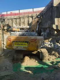 Buy Sany SY550H Used Excavator / 6 Buy Sany SY550H Used Excavator / 6