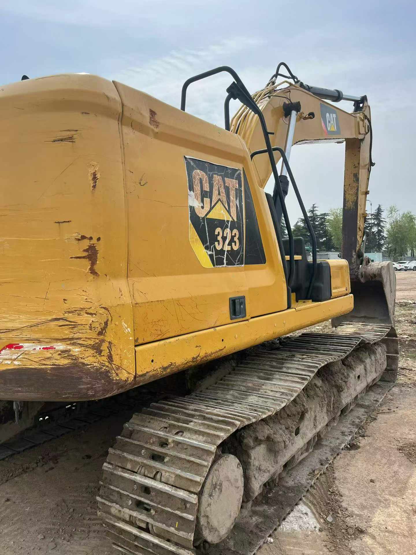Buy Caterpillar 320A Used Excavator / 2