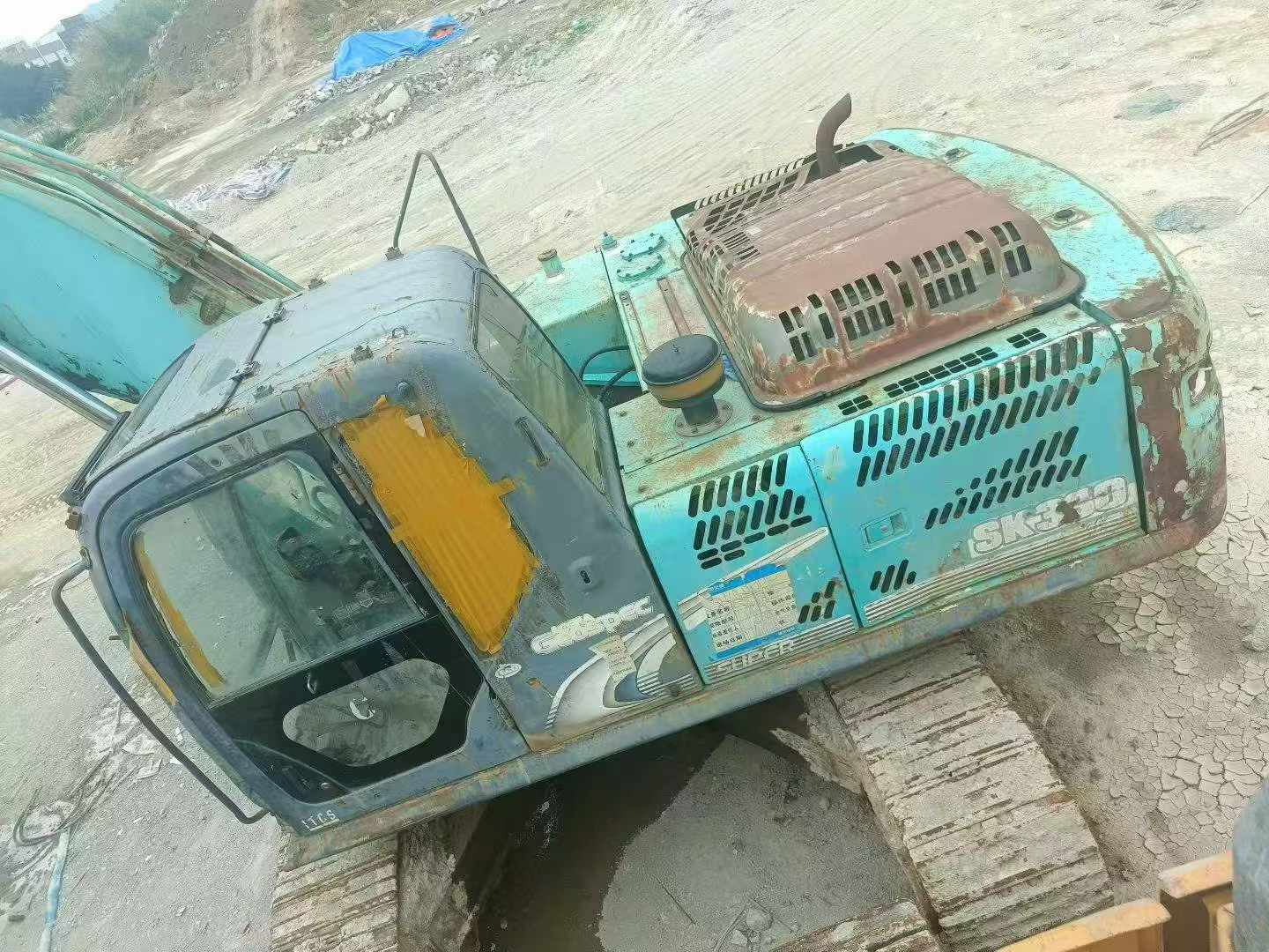 Buy Kobelco SK260 Used Excavator / 4