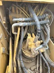 Buy Caterpillar 323D2L Used Excavator / 8 Buy Caterpillar 323D2L Used Excavator / 8