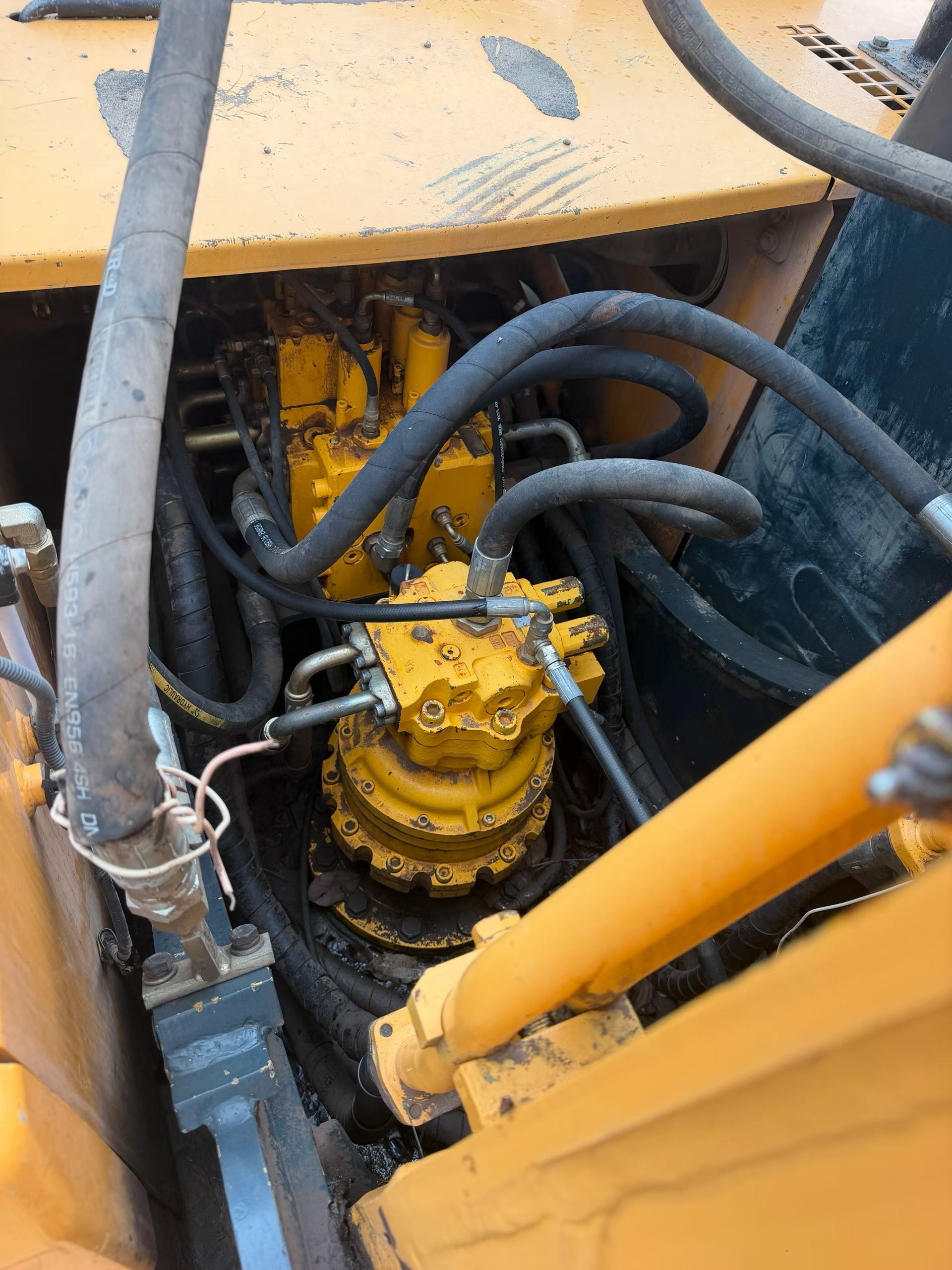 Buy Hyundai R215-7 Used Excavator / 5