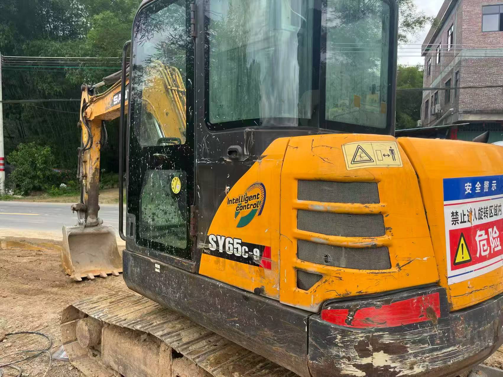 Buy Sany SY60 Used Excavator / 4