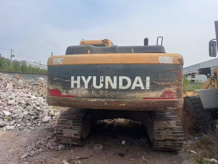Buy Hyundai R215-9 Used Excavator / 1