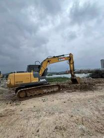 Buy XCMG XE135B Used Excavator / 3 Buy XCMG XE135B Used Excavator / 3