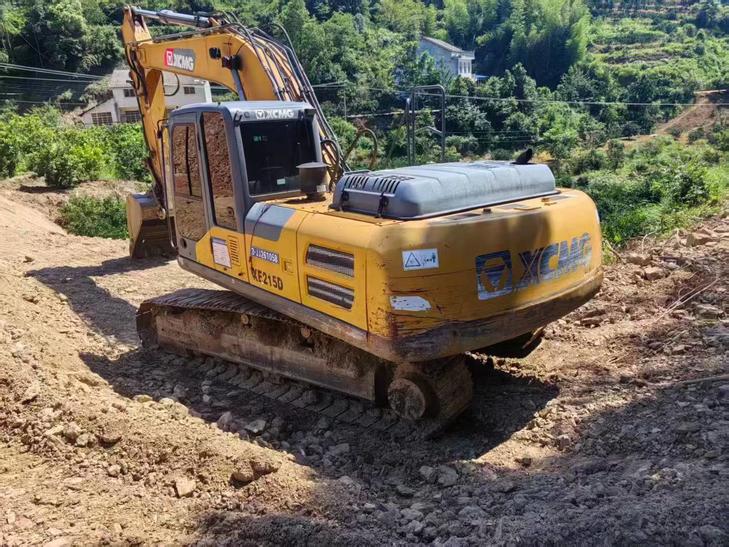 Buy XCMG XE200 Used Excavator / 1