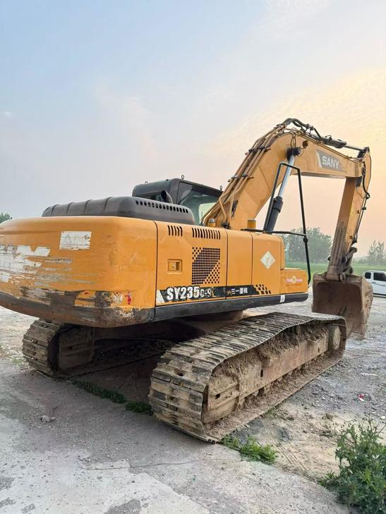 Buy Sany SY235C Used Excavator / 1