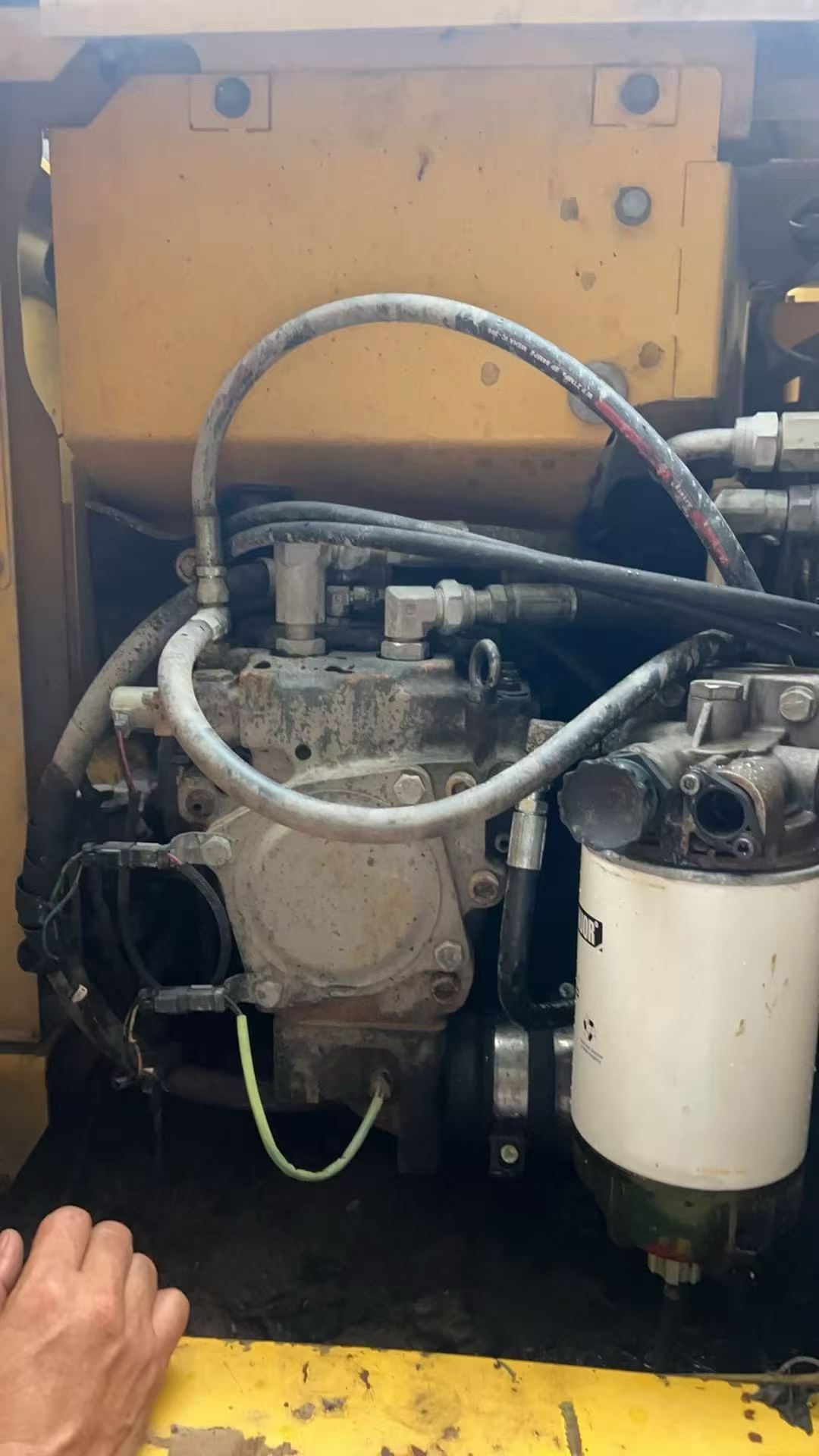 Buy Komatsu PC110-7 Used Excavator / 4