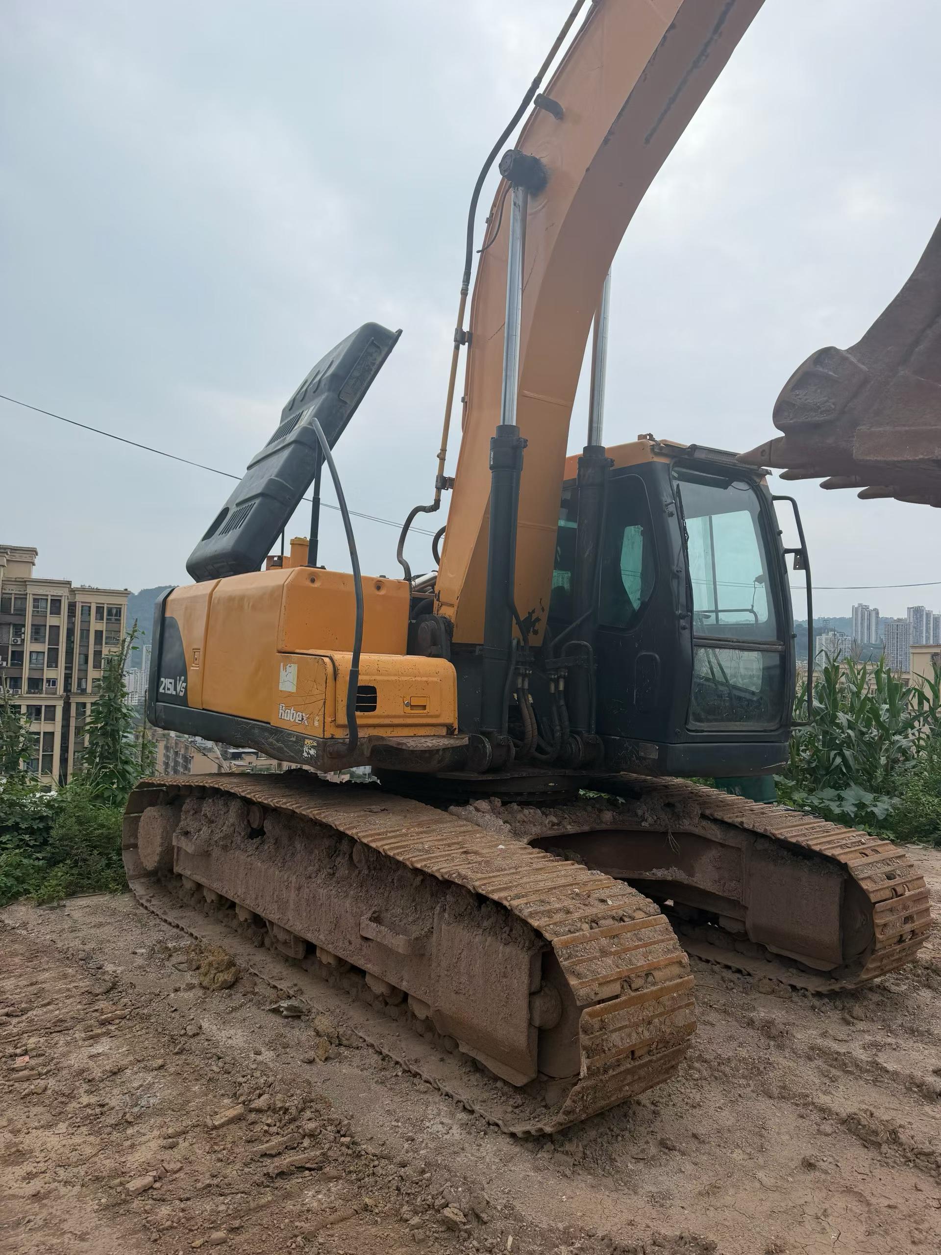 Buy Hyundai R215-7 Used Excavator / 2