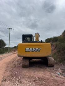 Buy Sany SY125C Used Excavator / 3 Buy Sany SY125C Used Excavator / 3