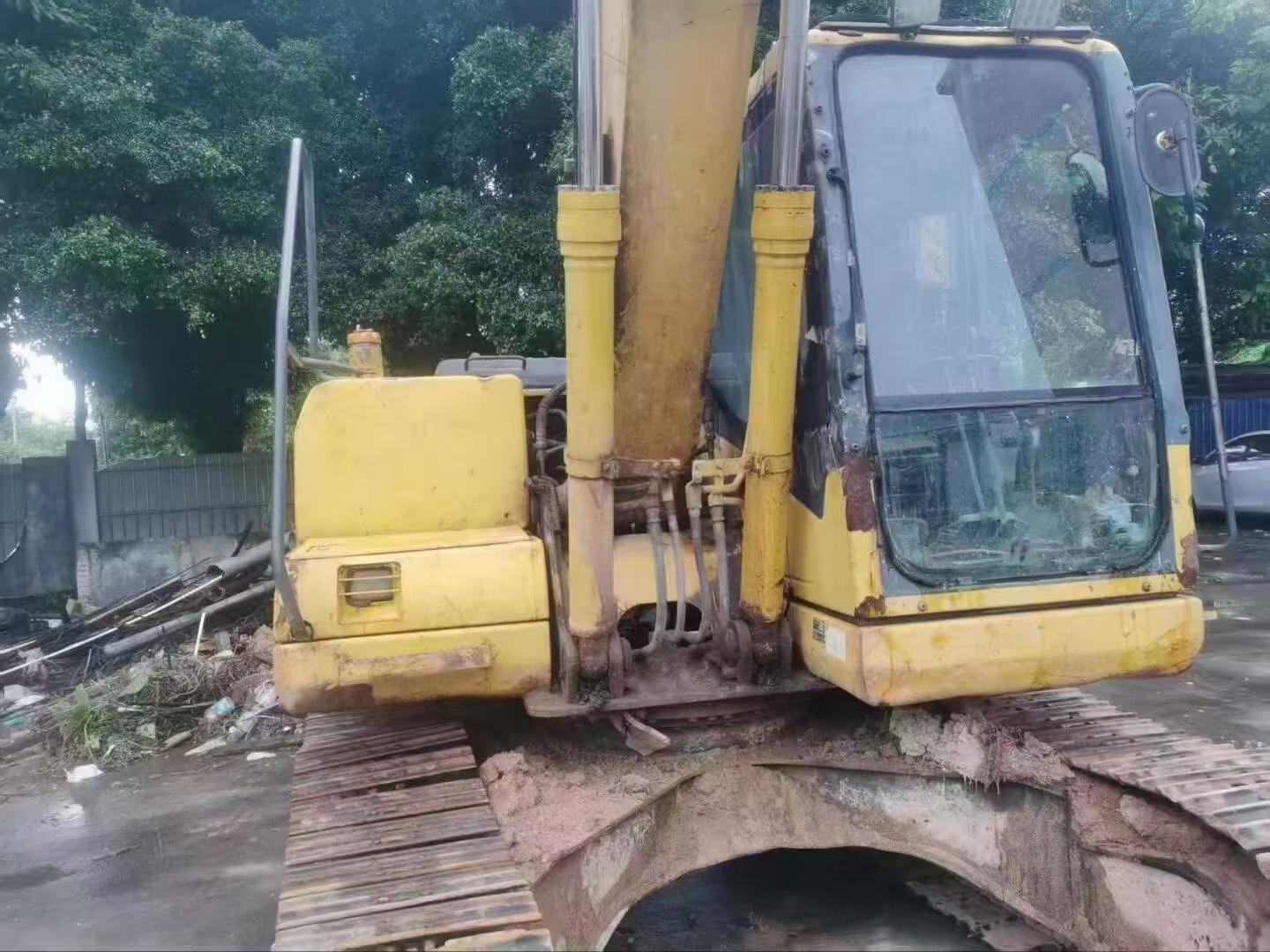 Buy Komatsu PC130 Used Excavator / 2