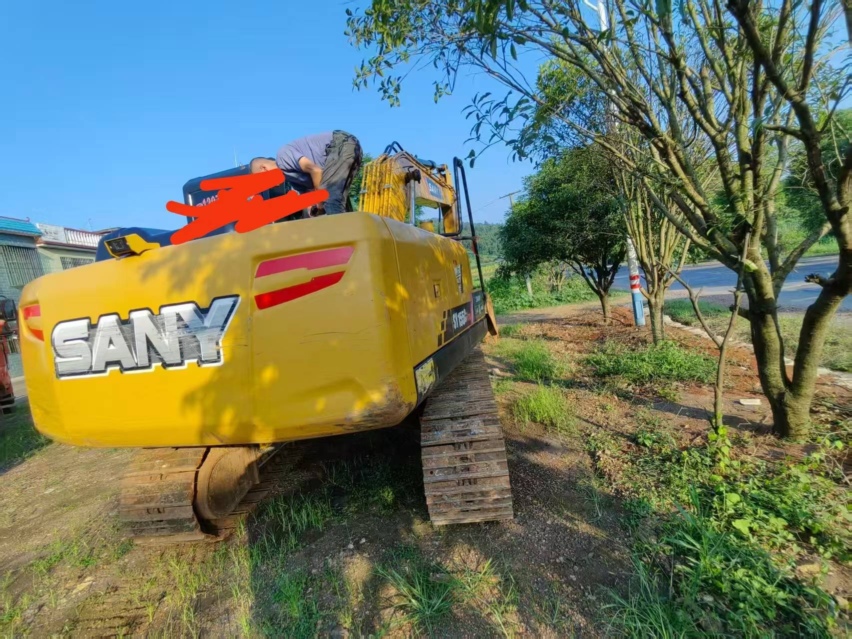Buy Sany SY135 Used Excavator / 6