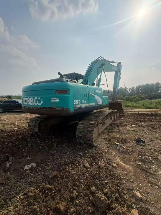 Buy Kobelco SK210 Used Excavator / 1