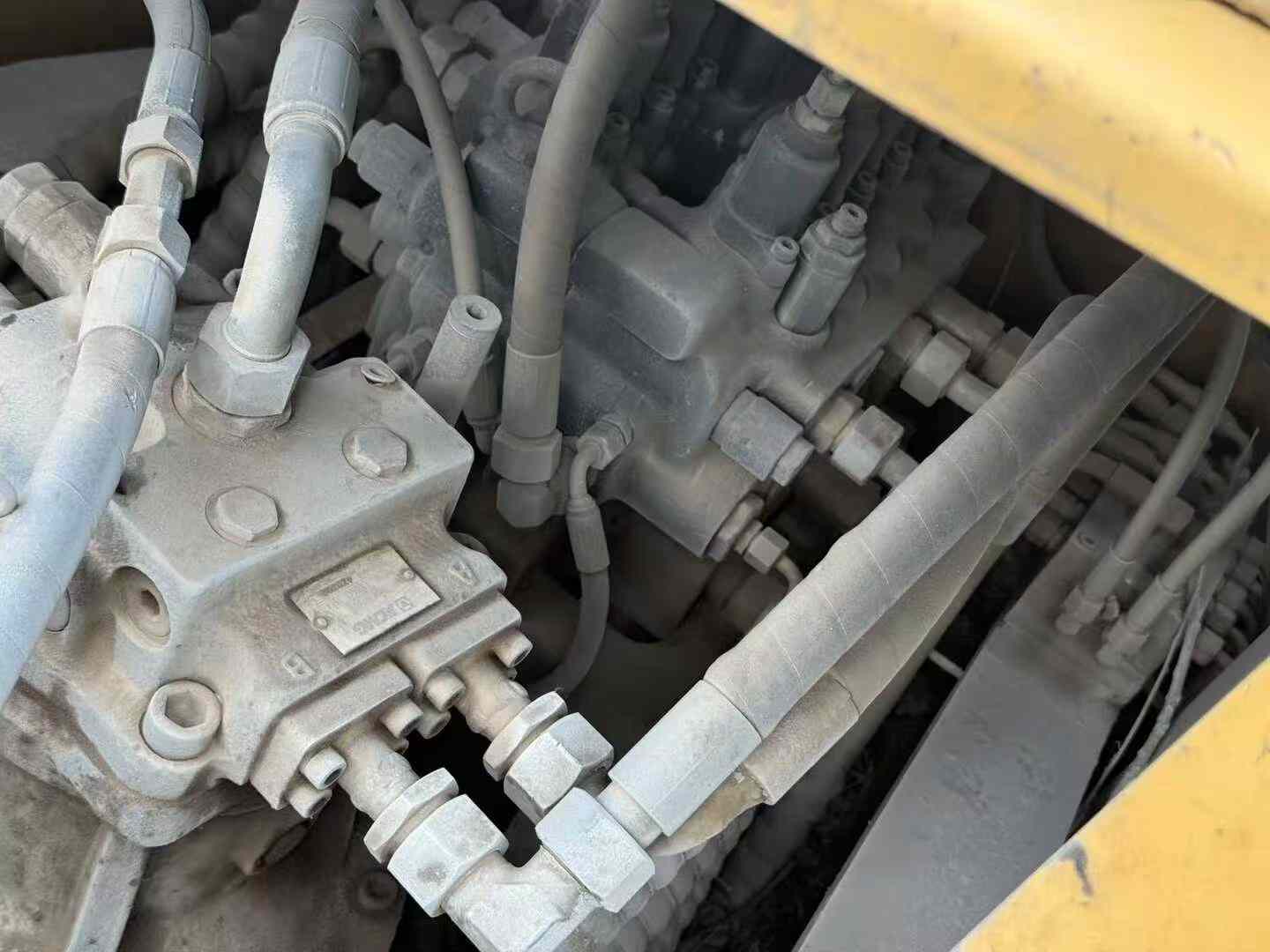 Buy XCMG XE135B Used Excavator / 3