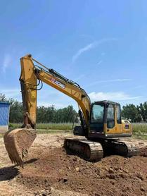 Buy XCMG XE150D Used Excavator / 4 Buy XCMG XE150D Used Excavator / 4