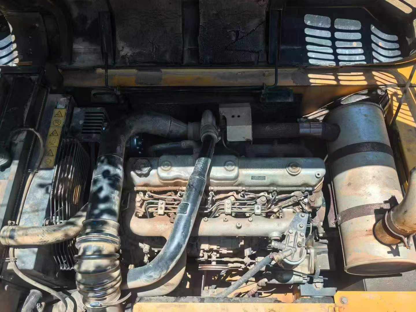 Buy Kato HD820R Used Excavator / 4