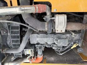Buy XCMG XE270DK Used Excavator / 4 Buy XCMG XE270DK Used Excavator / 4