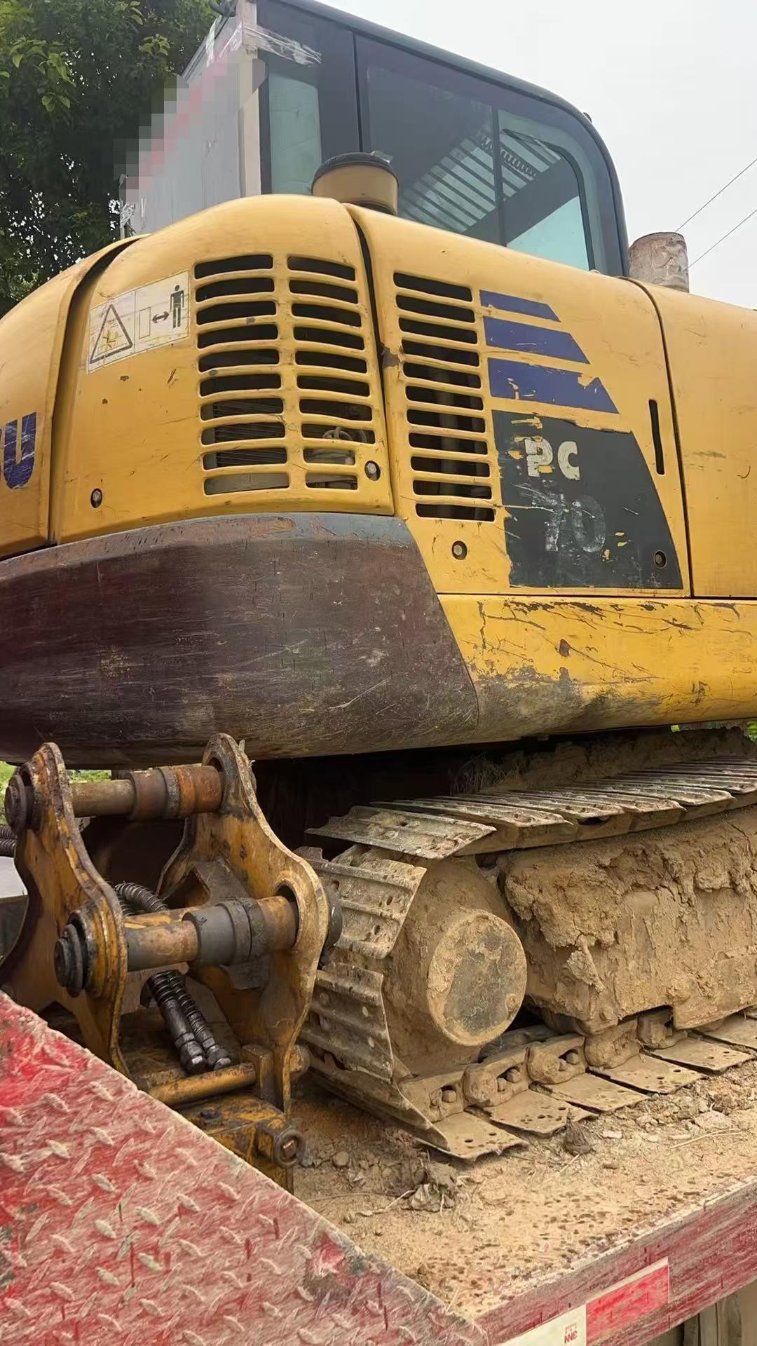 Buy Komatsu PC56-7 Used Excavator / 4
