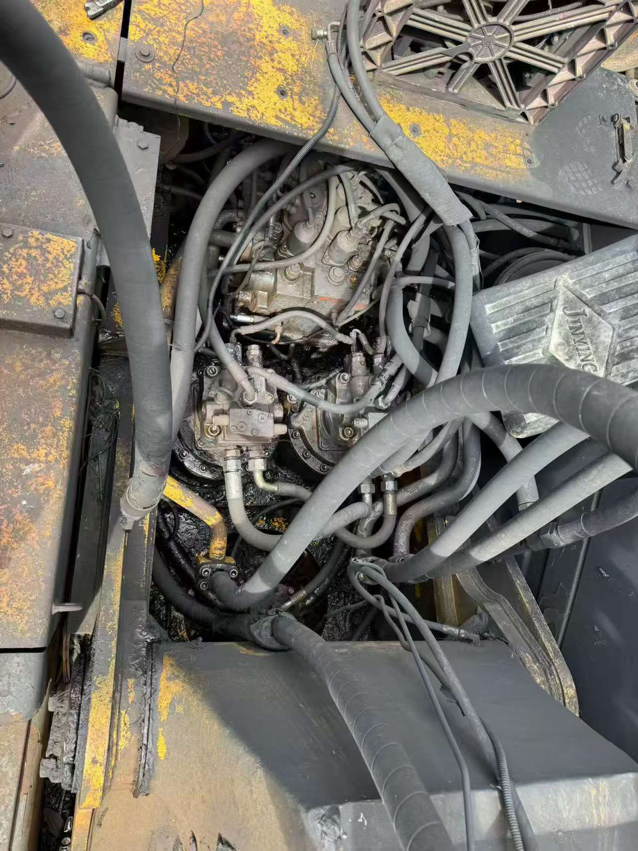 Buy XCMG XE470 Used Excavator / 3